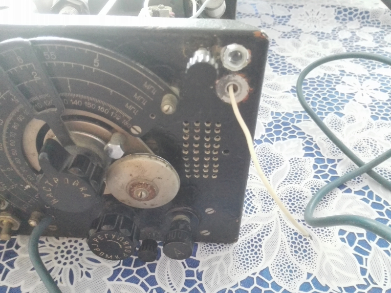 Добавлен динамик, добавлена индикация включения