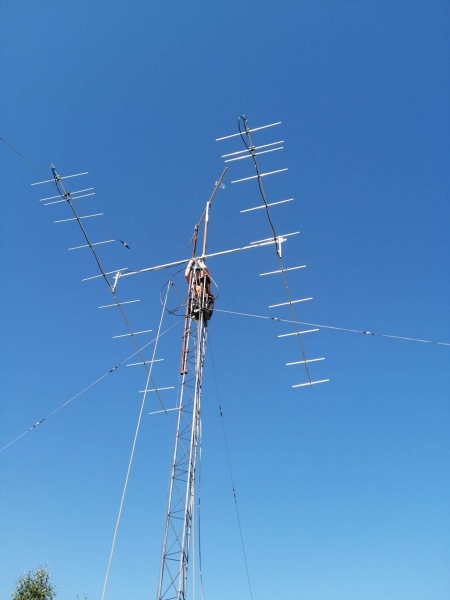 Монтаж антенн на мачту